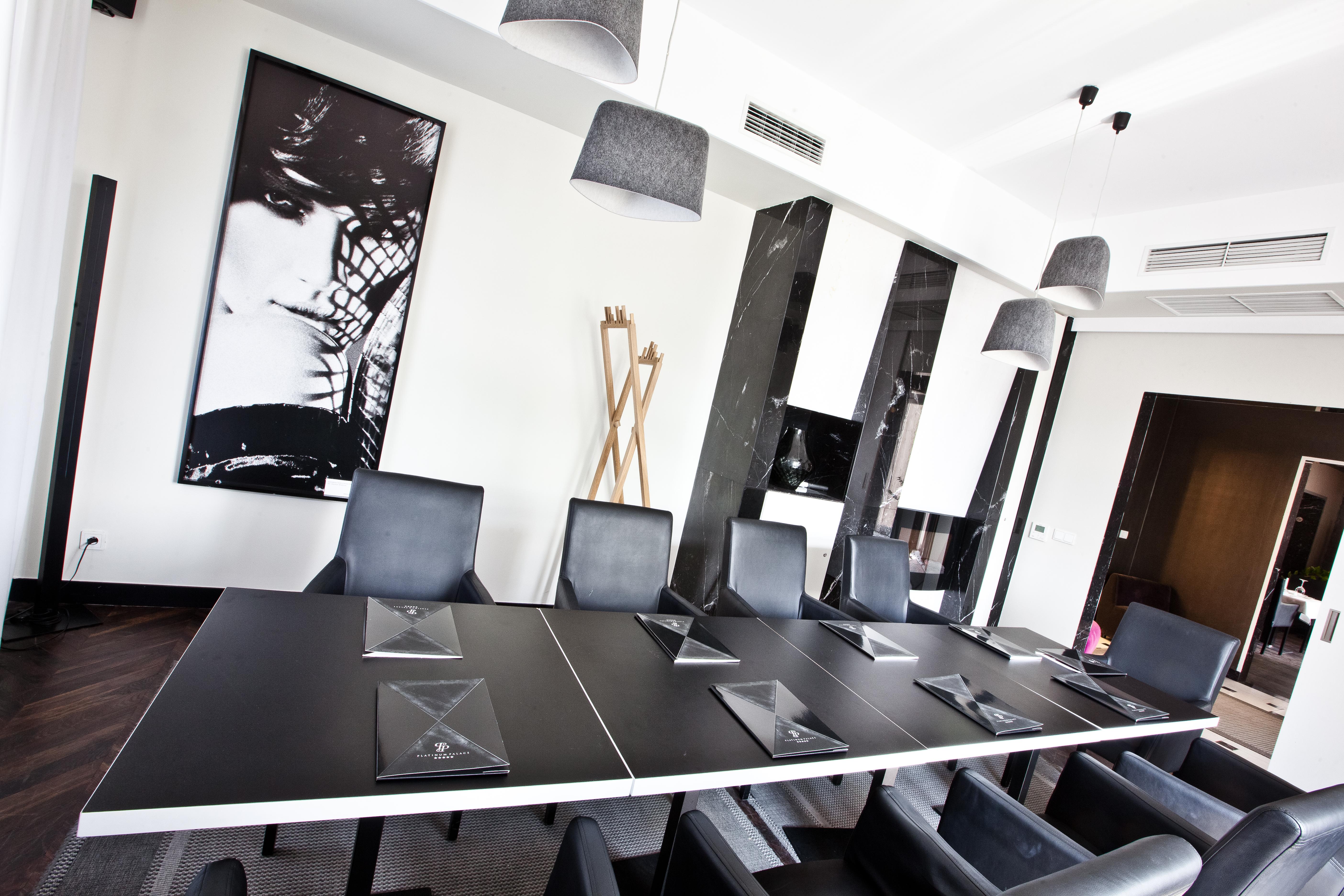 Platinum Residence Boutique Poznań Buitenkant foto